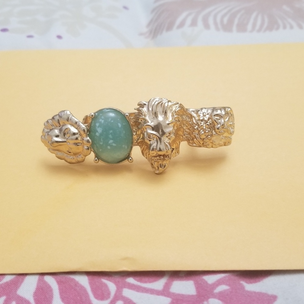Lion ring